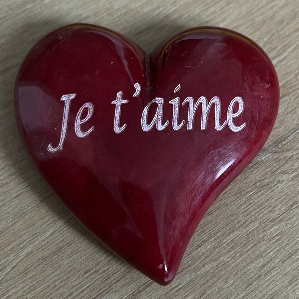 Ducceschi Hand Carved Genuine Volterra Alabaster Heart Paperweight